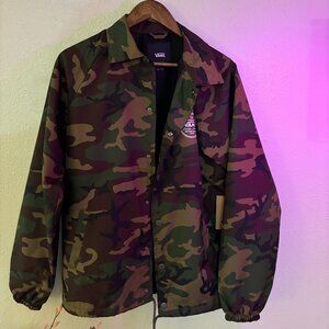 -VANS TORREY WINDBREAKER JACKET CAMO